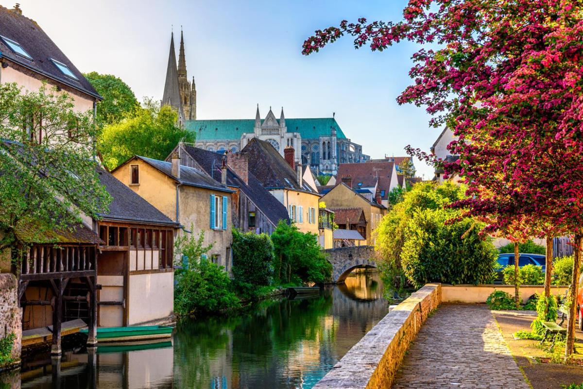 Apartmán L'Atelier Des Reves Chartres Exteriér fotografie